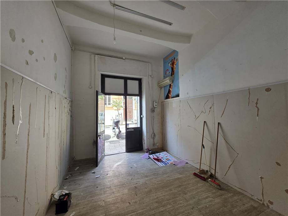 Affitto Commerciale Messina Via Maddalena, 106 #ME100 n.8