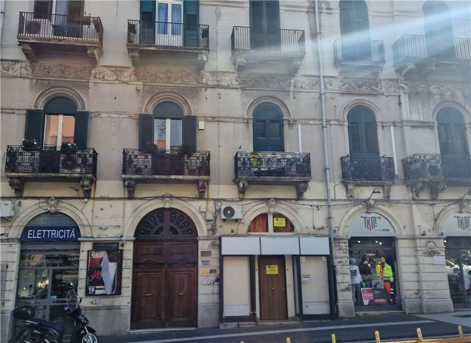 Venta Otras actividad comerciales Messina Corso Cavour, 46 #ME120 n.2