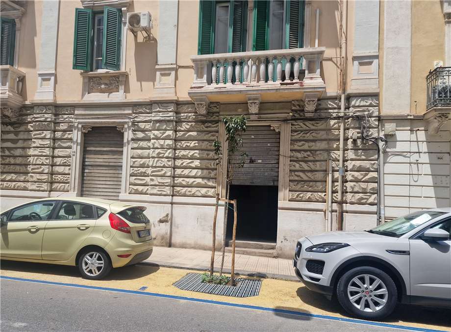 Vendita Commerciale Messina via Centonze, 146 #ME132 n.17