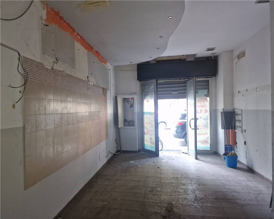 Venta Otras actividad comerciales Messina via del Vespro,4 #ME138 n.11