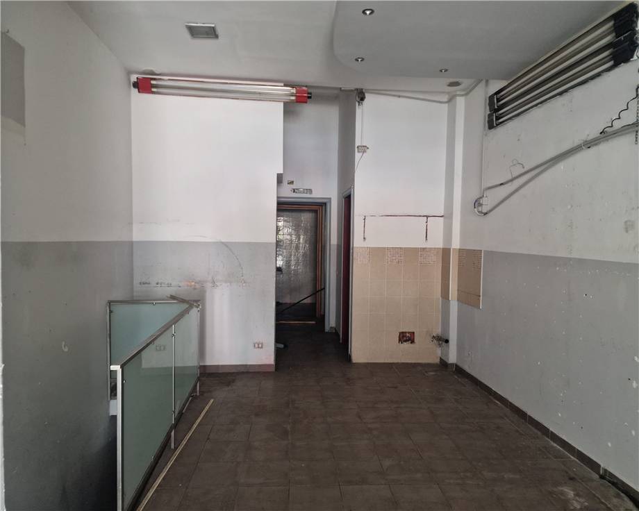 Venta Otras actividad comerciales Messina via del Vespro,4 #ME138 n.6