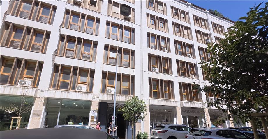 Alquiler Oficina Messina Via G. Bruno, 106 #ME160 n.13