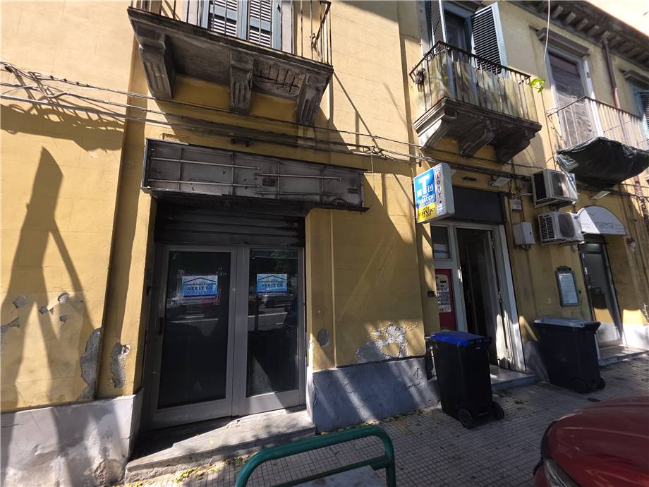Alquiler Otras actividad comerciales Messina Viale della Libertà, 63 #ME172 n.3