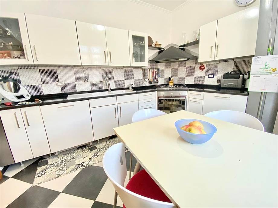 Venta Villa/Casa independiente Sanremo  #V1 MA n.6