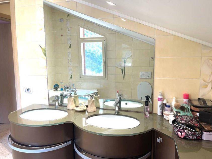 Venta Villa/Casa independiente Dolceacqua  #V2 MAR n.8