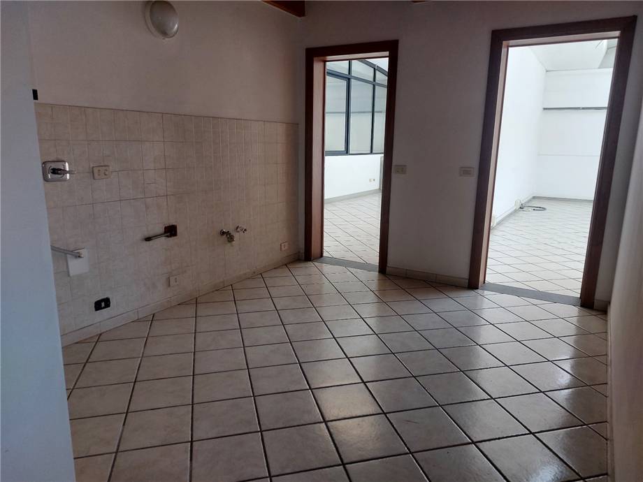 To rent Industrial/Warehouse Carmignano Comeana #SCM49 n.9