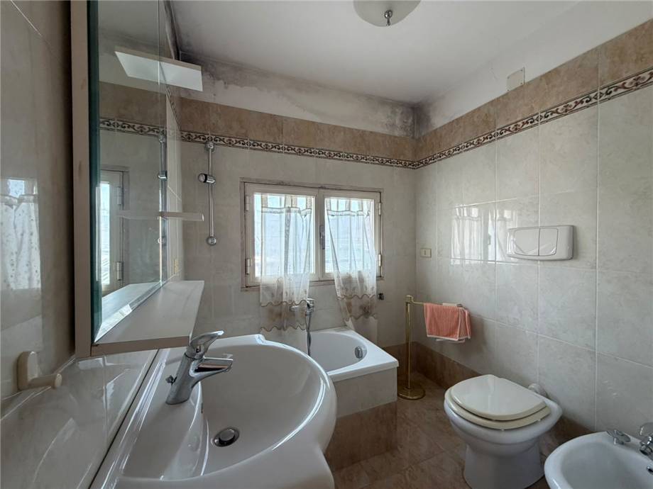 Venta Casa unifamiliar San Nicandro Garganico #214 n.9