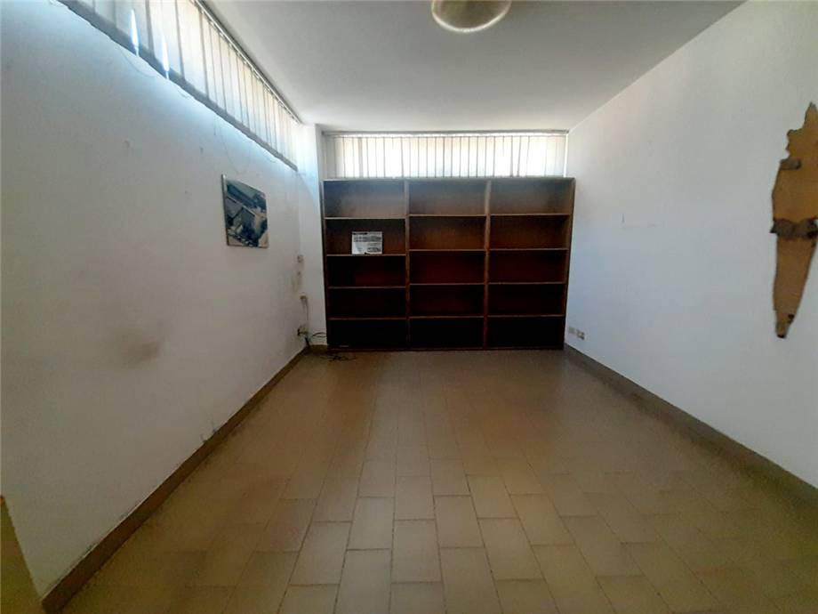 For sale Warehouse Serravalle Pistoiese  #34 n.8