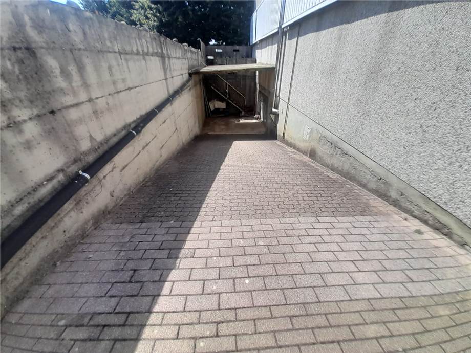 For sale Warehouse Serravalle Pistoiese  #34 n.9