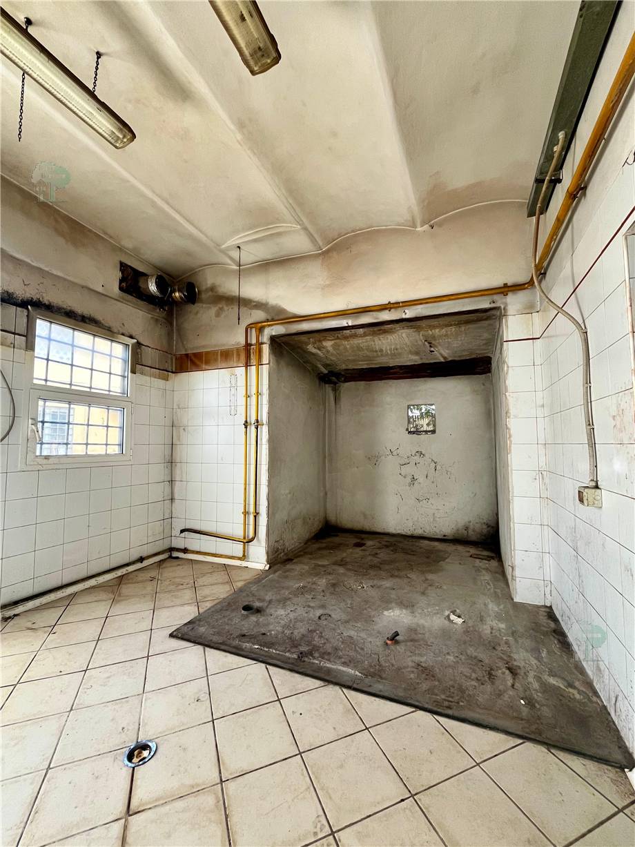 For sale Business premises Lucca Borgo Giannotti #328 n.6