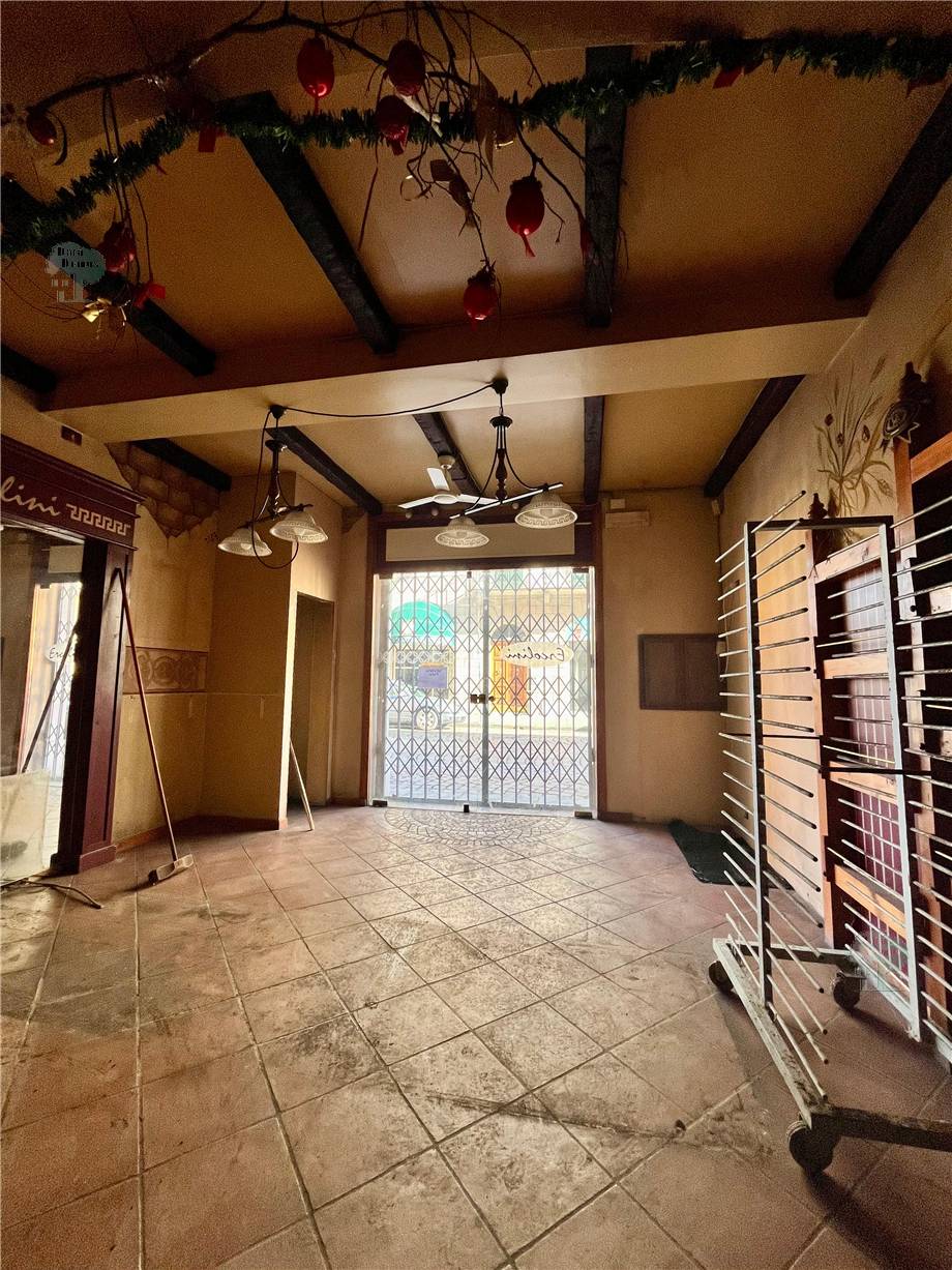 For sale Business premises Lucca Borgo Giannotti #328 n.9