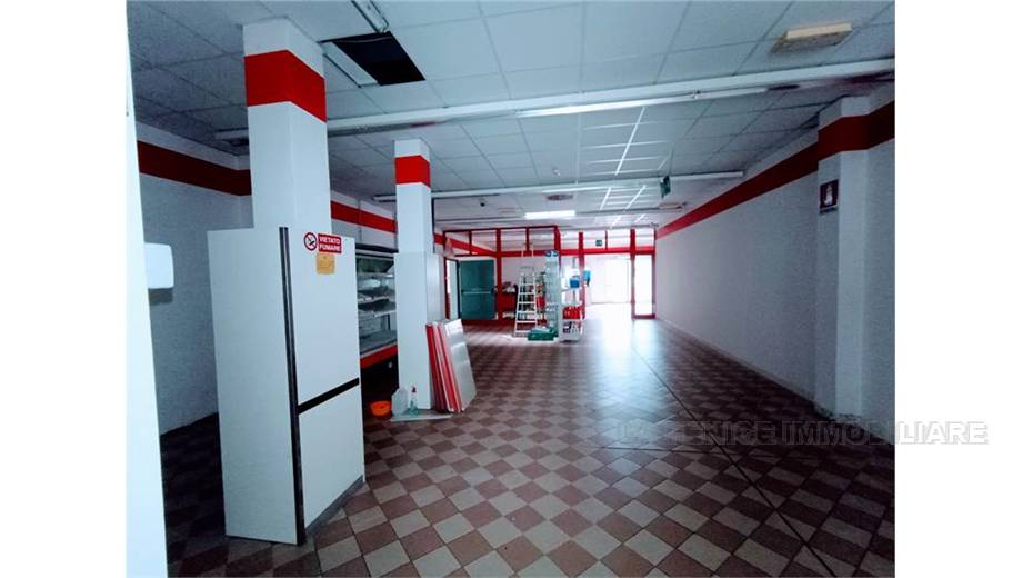 Venta Local comercial Villadossola #70 n.7