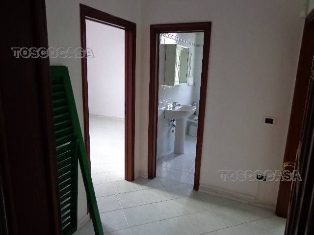 To rent Apartment Fucecchio  #L90 n.6