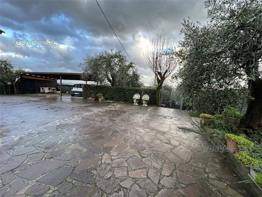 To rent Apartment Fucecchio  #L90 n.9