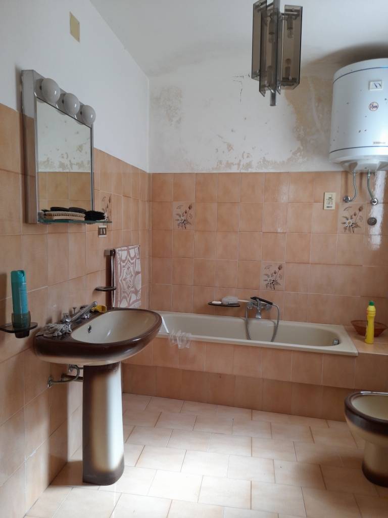Venta Villa/Casa independiente Ghilarza CENTRO #MAR120 n.8