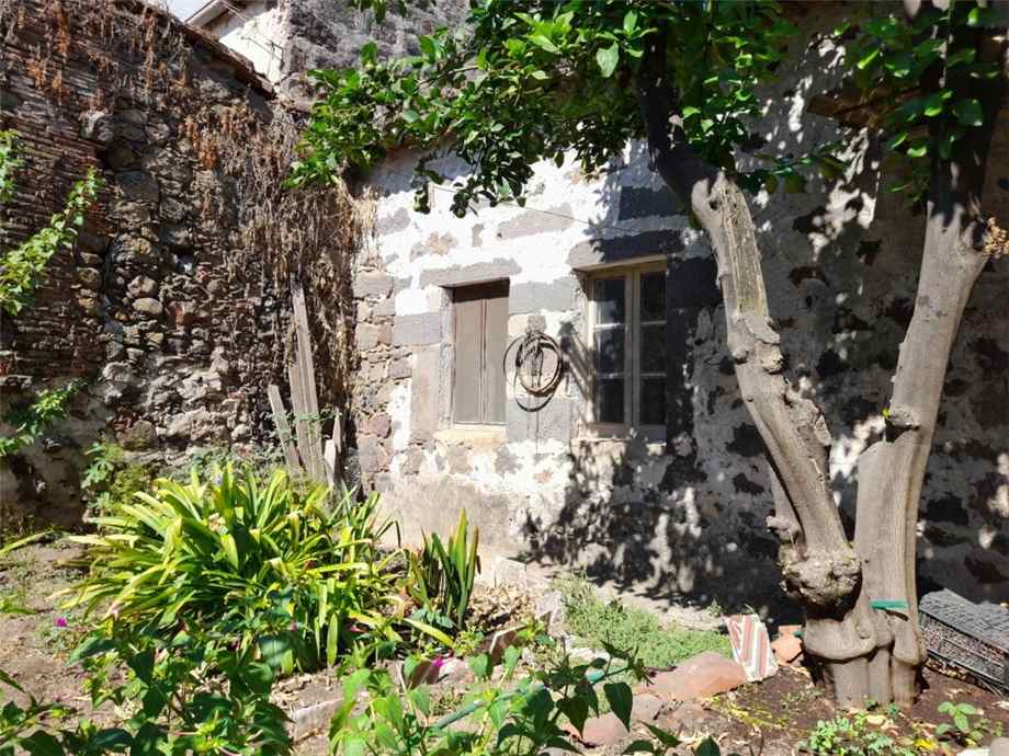 Venta Villa/Casa independiente Ghilarza CENTRO #MAR120 n.9