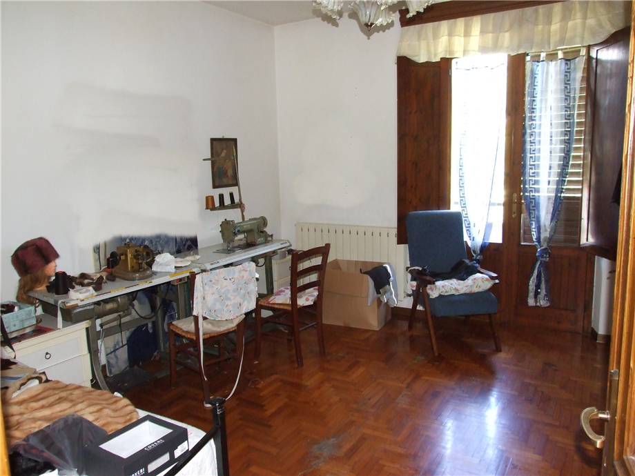 Vendita Appartamento Vernio Montepiano #449 n.16