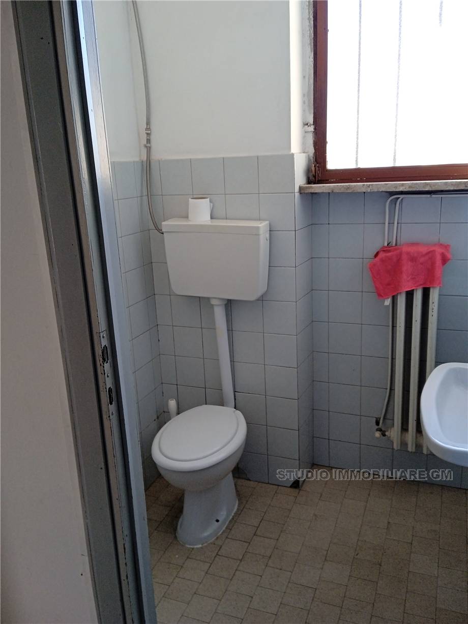 To rent Commercial property Prato Mezzana #1116 n.11