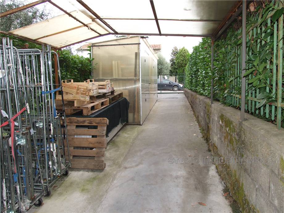 For sale Other commercials Pistoia Pistoia totale #2023 n.6