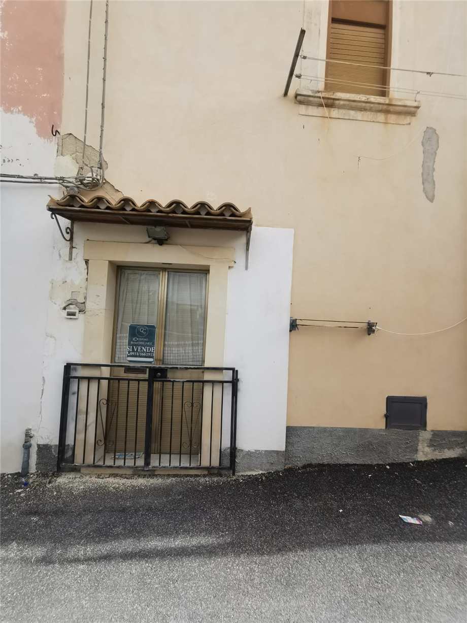 Venta Casa unifamiliar Noto  #77C n.18