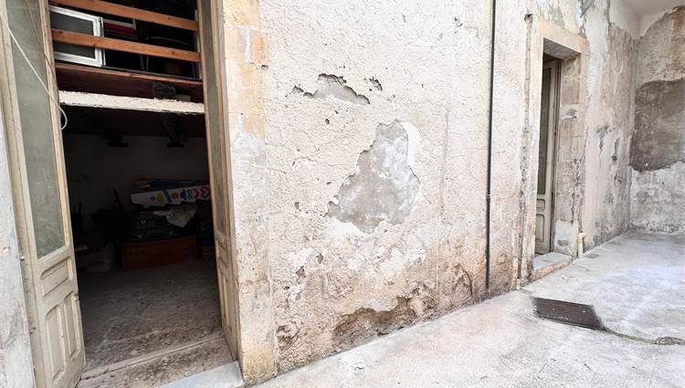 Vendita Locale commerciale Noto #V000120 n.15