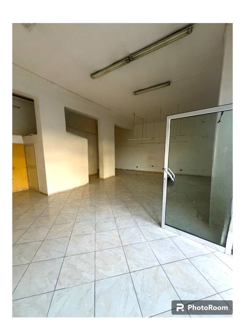 Venta Local comercial Casavatore  #497 n.6