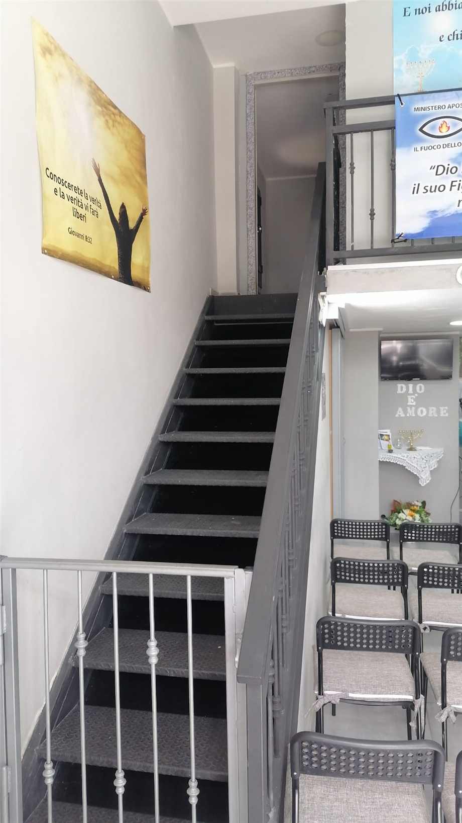 Alquiler Local comercial Napoli  #524 n.6