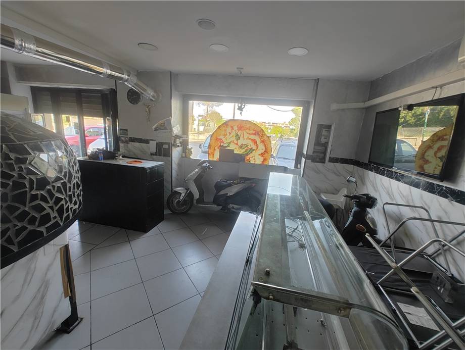 Venta Local comercial Napoli Parco Kennedy #529 n.8