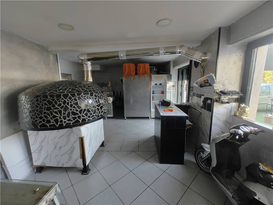 Venta Local comercial Napoli Parco Kennedy #529 n.9