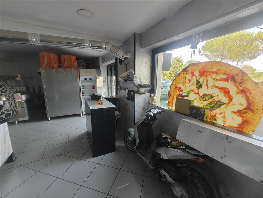 Venta Local comercial Napoli Parco Kennedy #529 n.10
