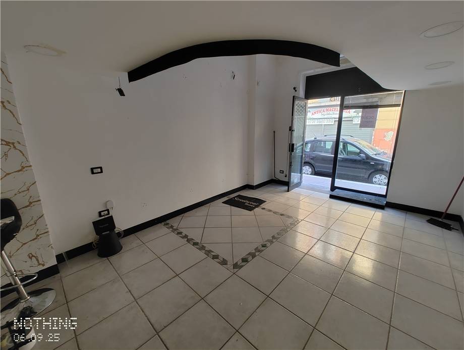 Alquiler Local comercial Napoli #536 n.7