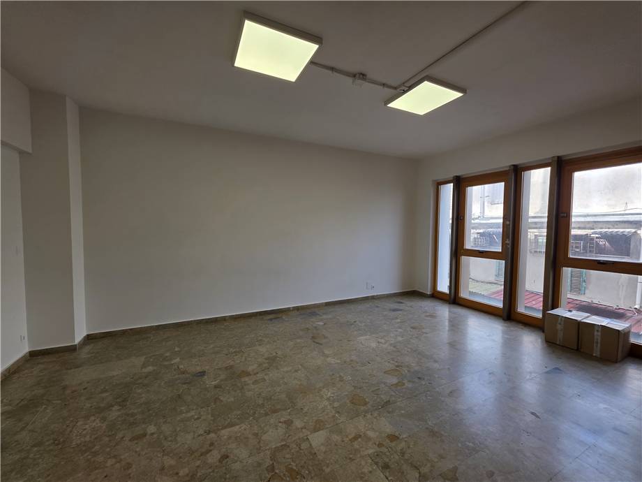 Alquiler Oficina Messina Via G. Bruno, 106 #ME160 n.19