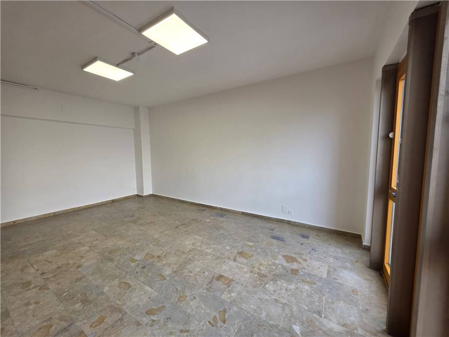 Alquiler Oficina Messina Via G. Bruno, 106 #ME160 n.20